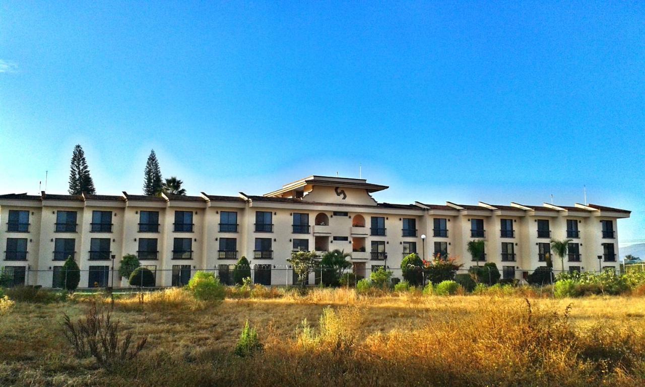 Hotel Jerico Самора-де-Ідальґо Екстер'єр фото